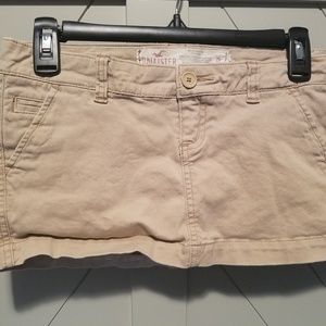 Hollister mini skirt